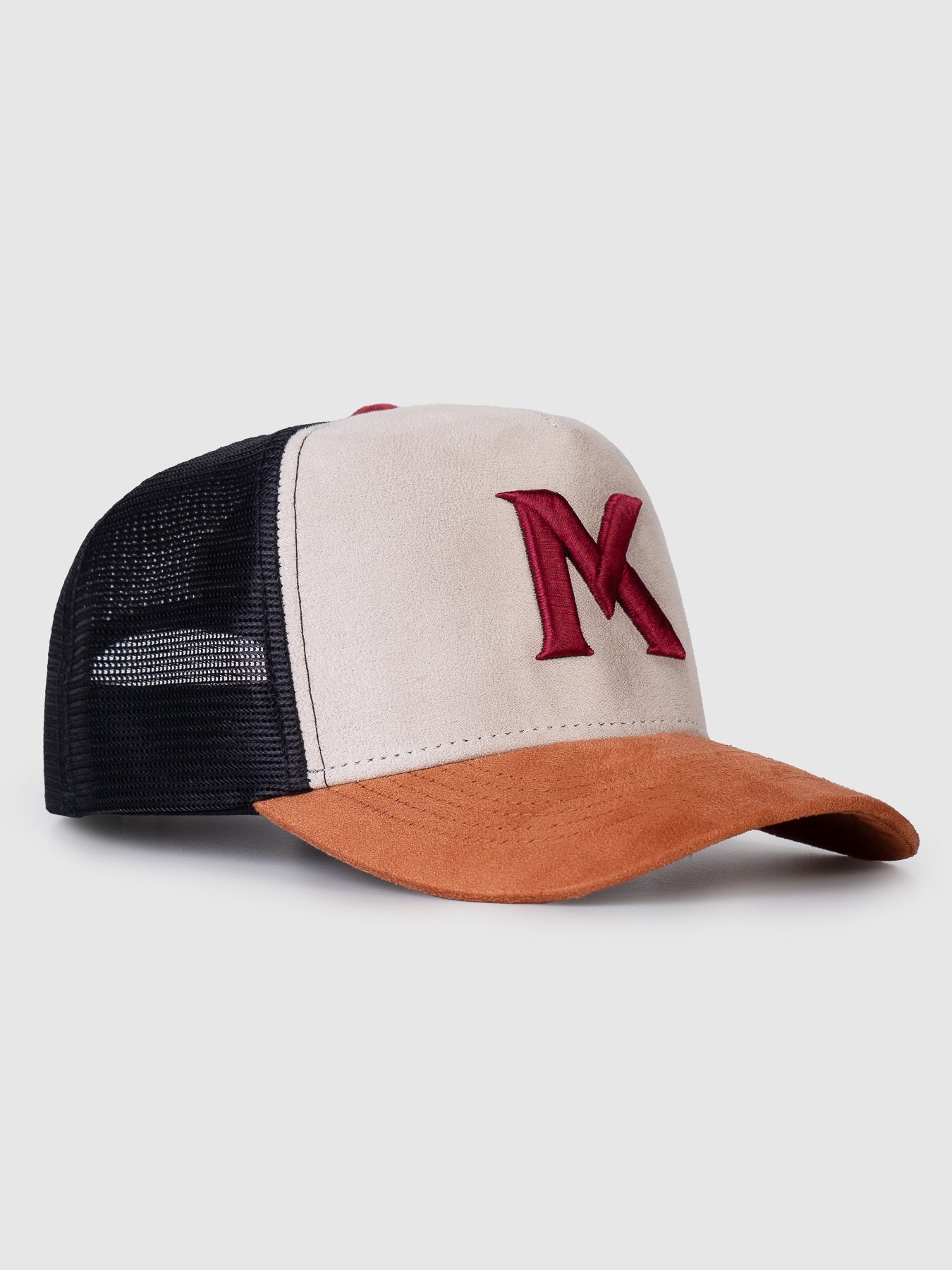 Boné Trucker Maverick Camurça Aba Caramelo MVCK