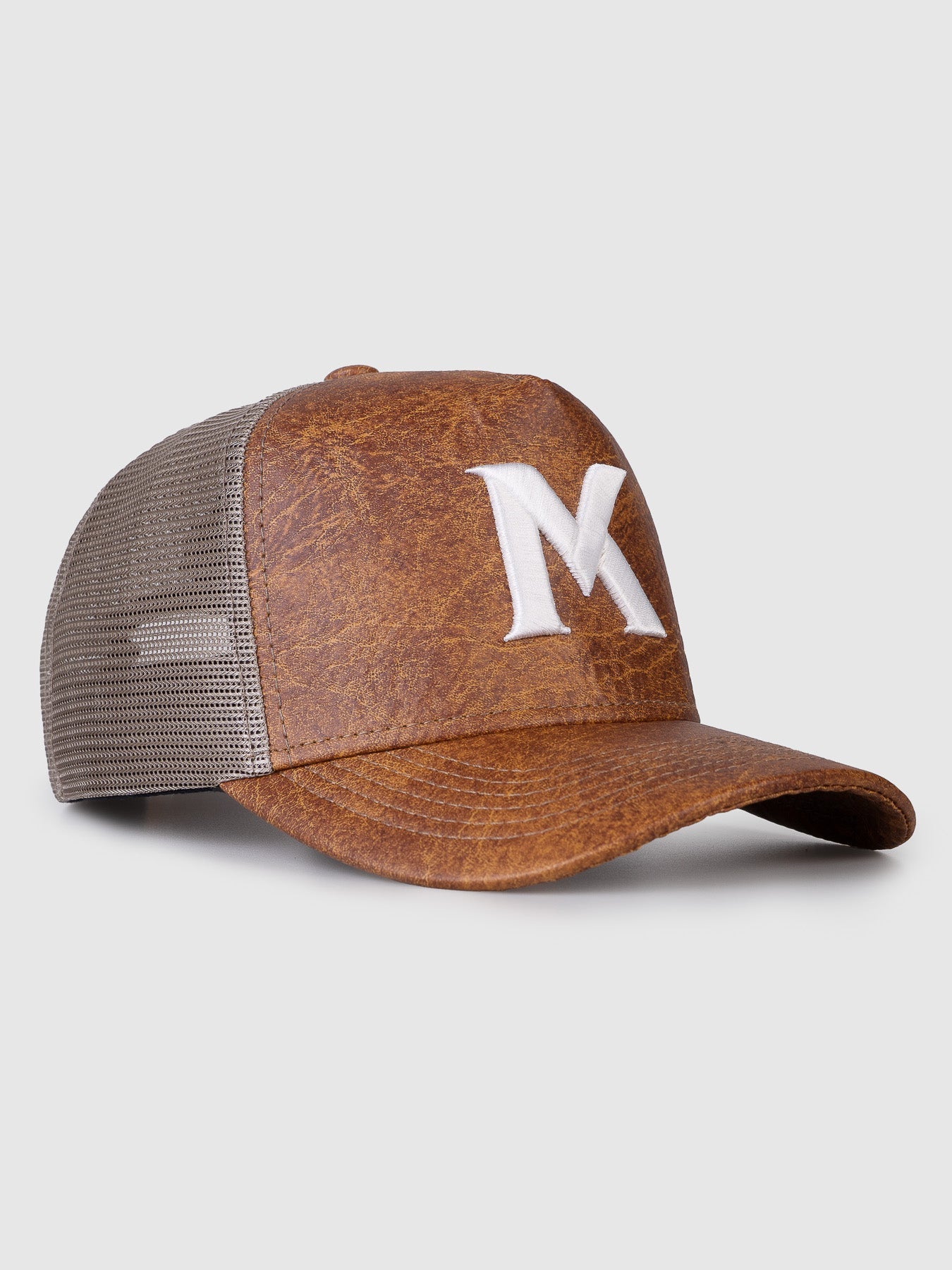Boné Trucker Maverick Couro MVCK