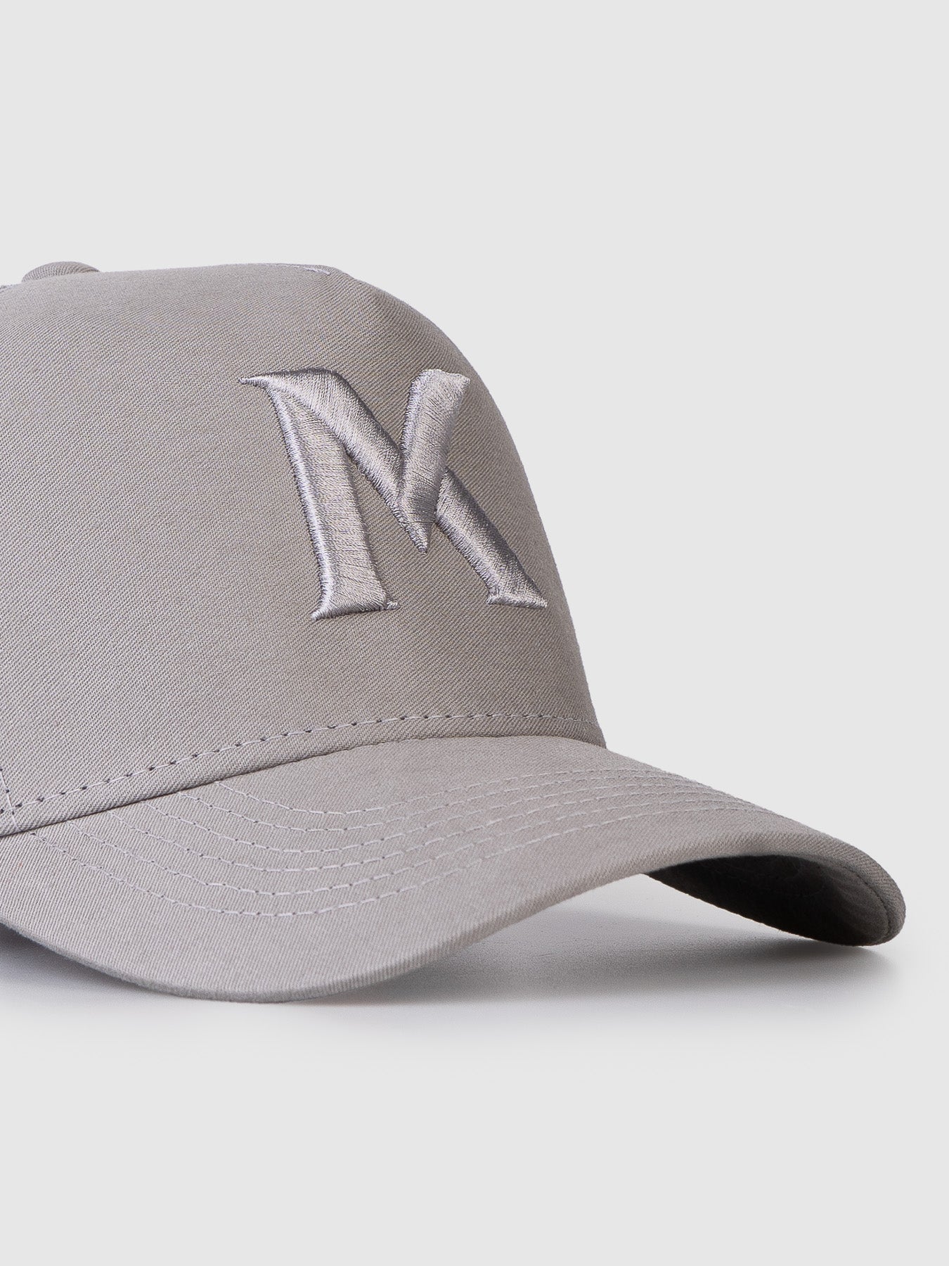 Boné Trucker Maverick Cinza MVCK