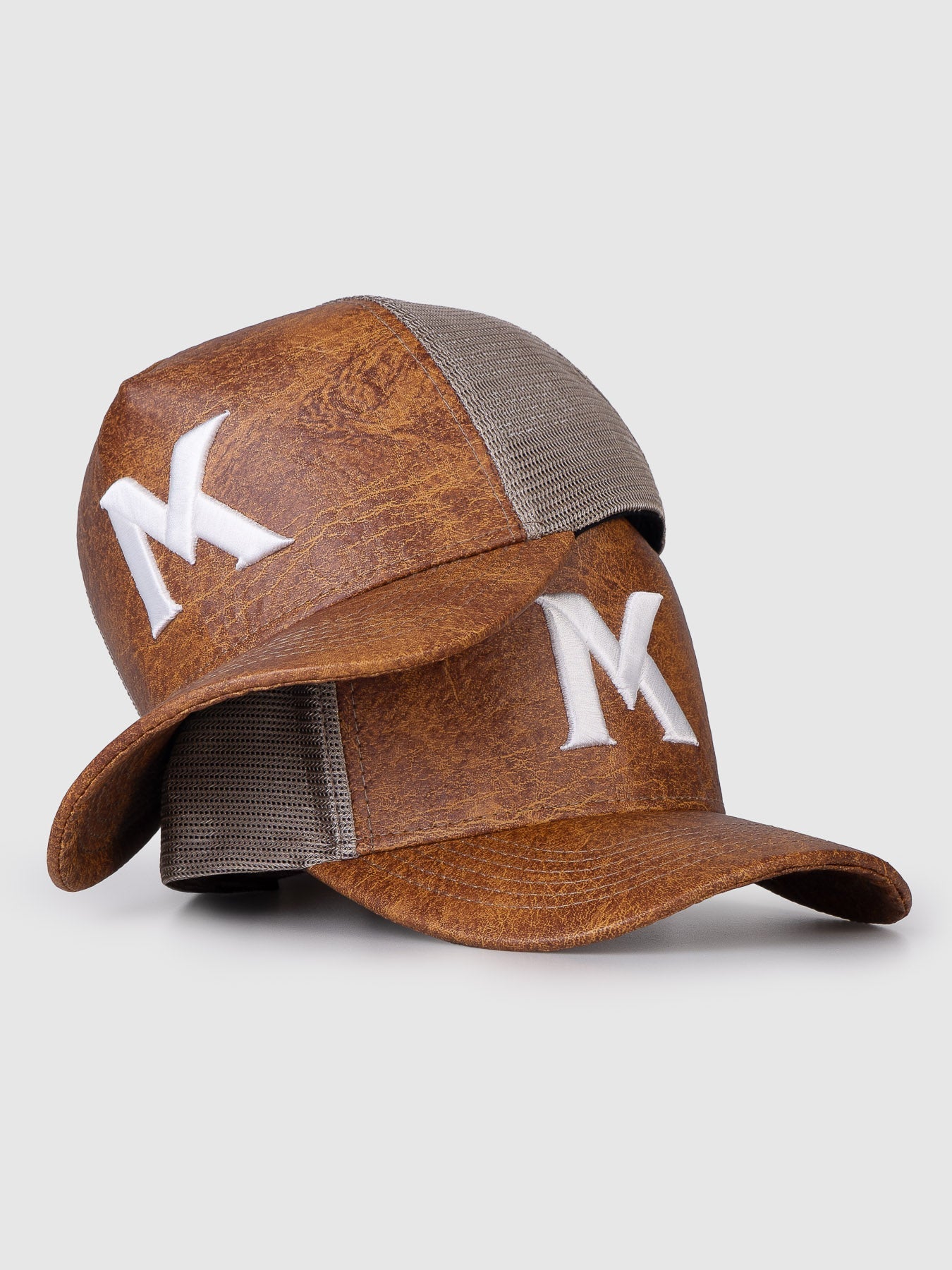 Boné Trucker Maverick Couro MVCK