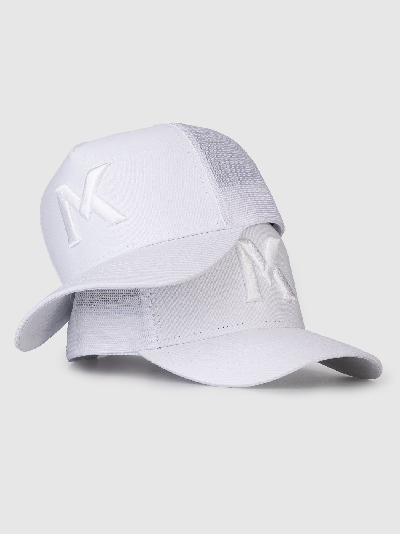 Boné Trucker Maverick All White MVCK