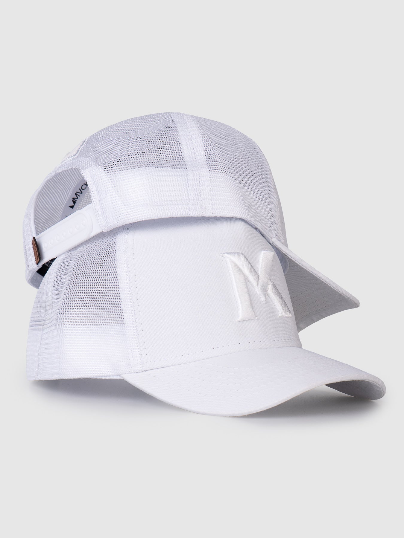 Boné Trucker Maverick All White MVCK