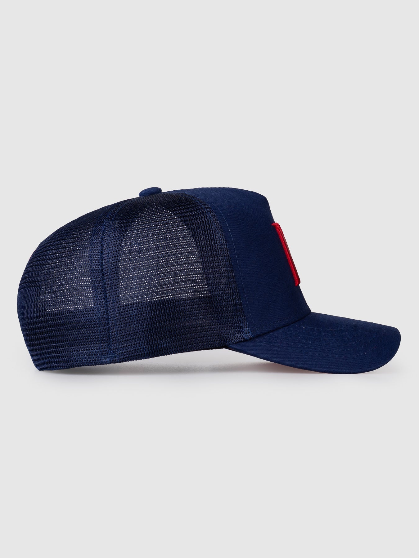 Boné Trucker Maverick Azul e Vermelho MVCK