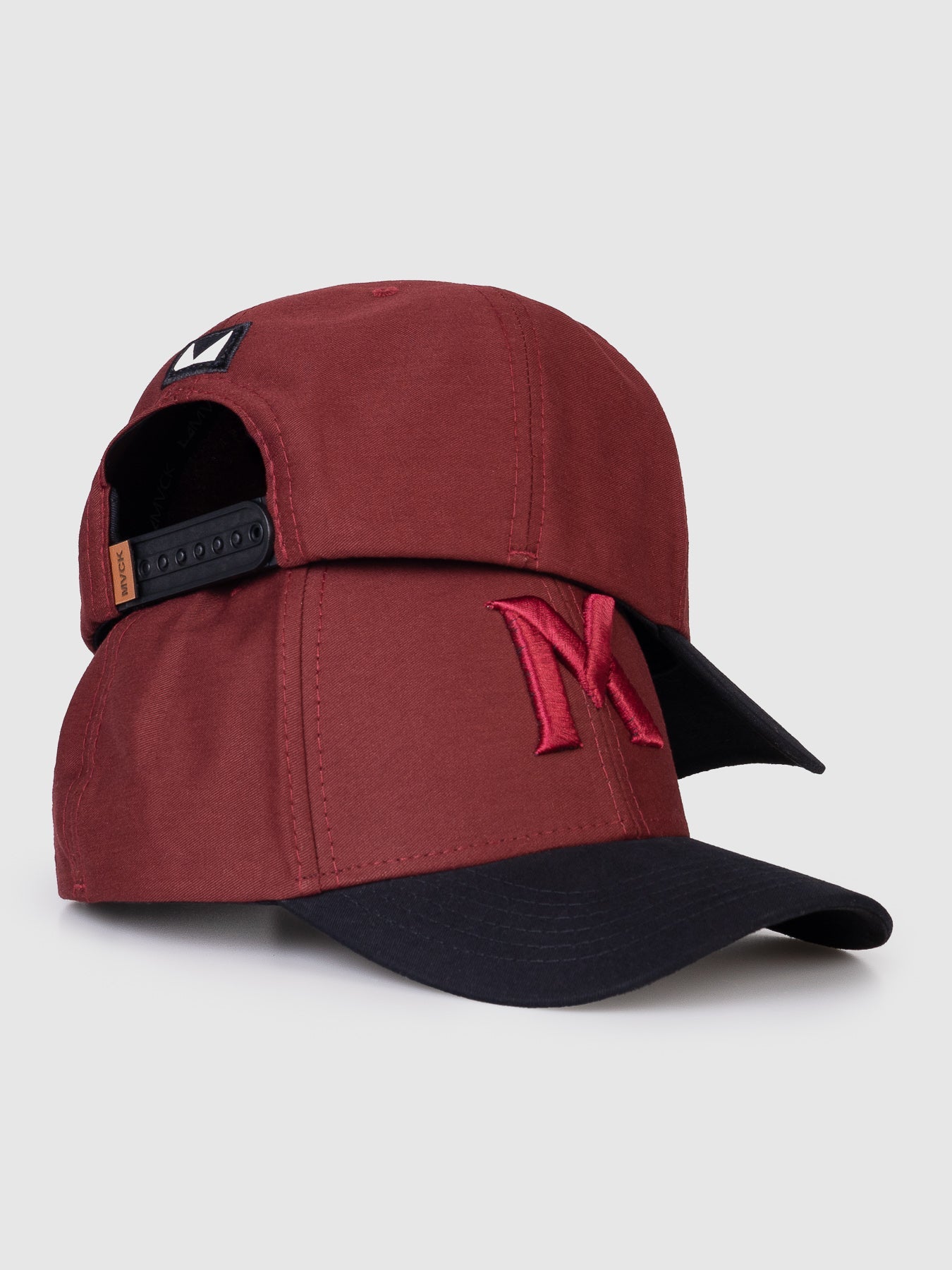 Boné Polo Maverick Vinho Aba Preta MVCK