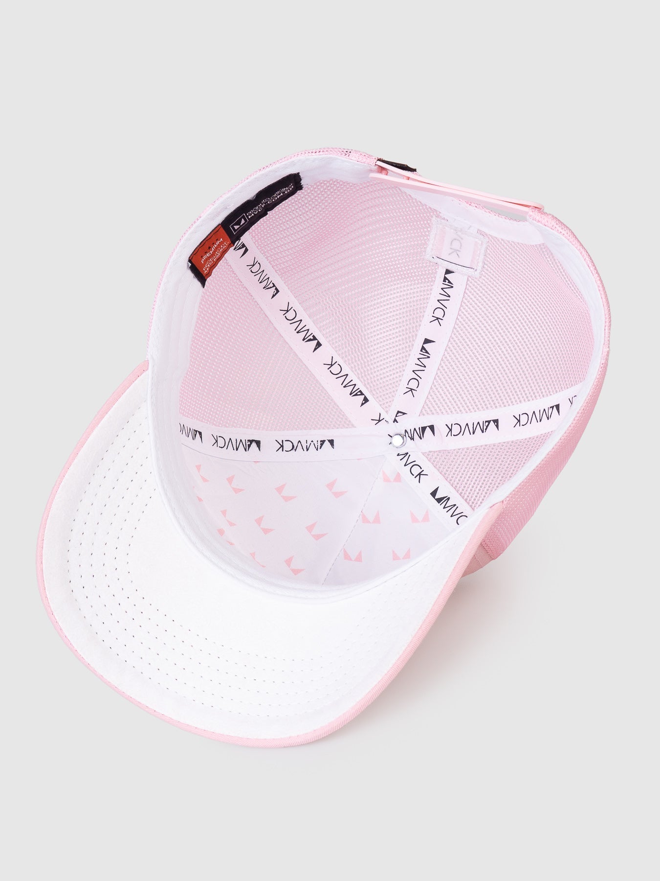 Boné Trucker Maverick Rosa e Branco MVCK