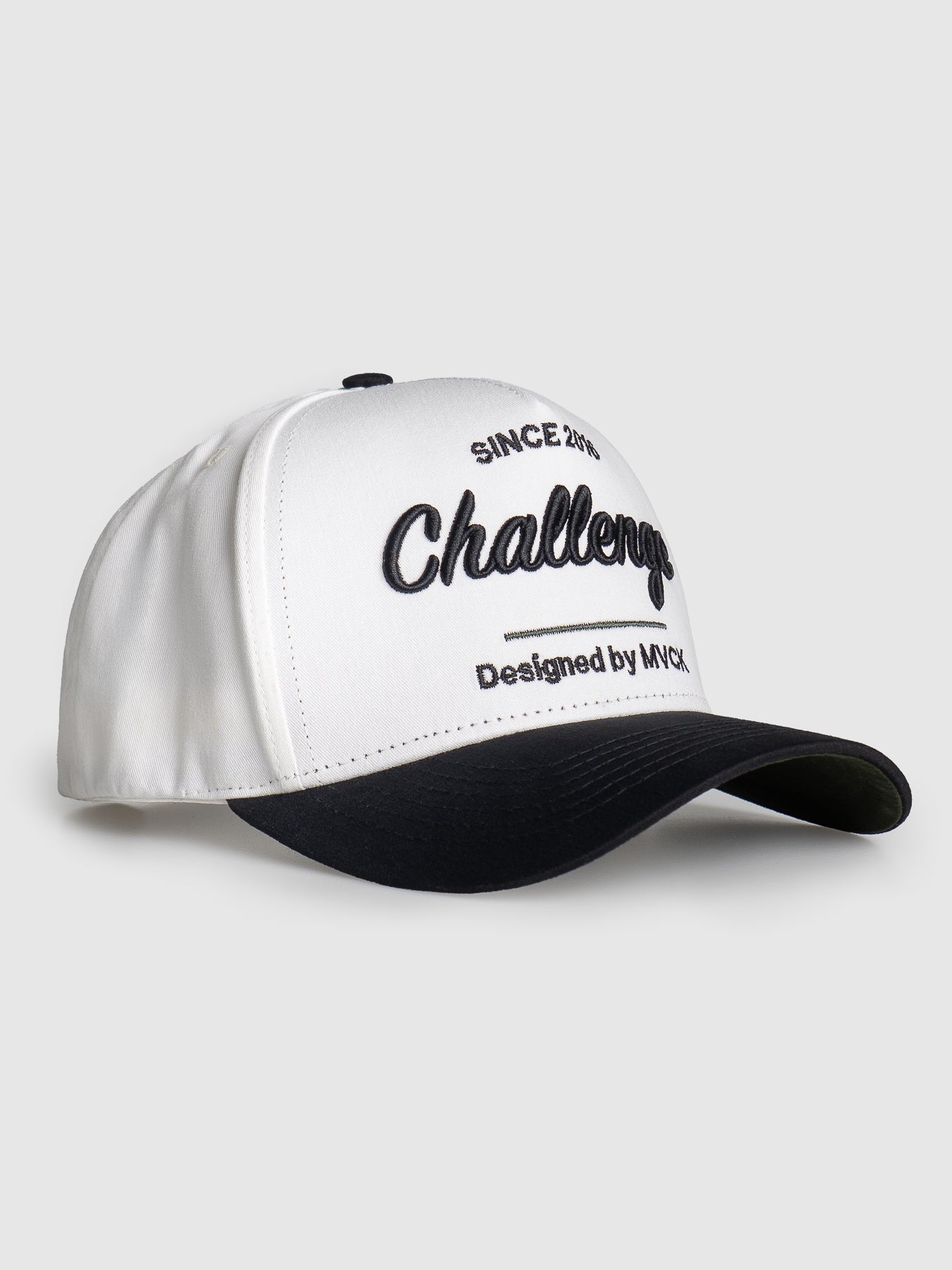 Boné Aba Curva Challenge Off White, Preto e Verde MVCK