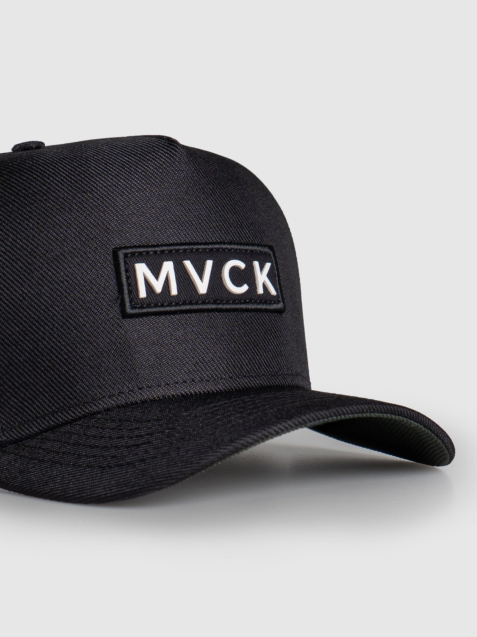 Boné Street Preto Details Verde MVCK