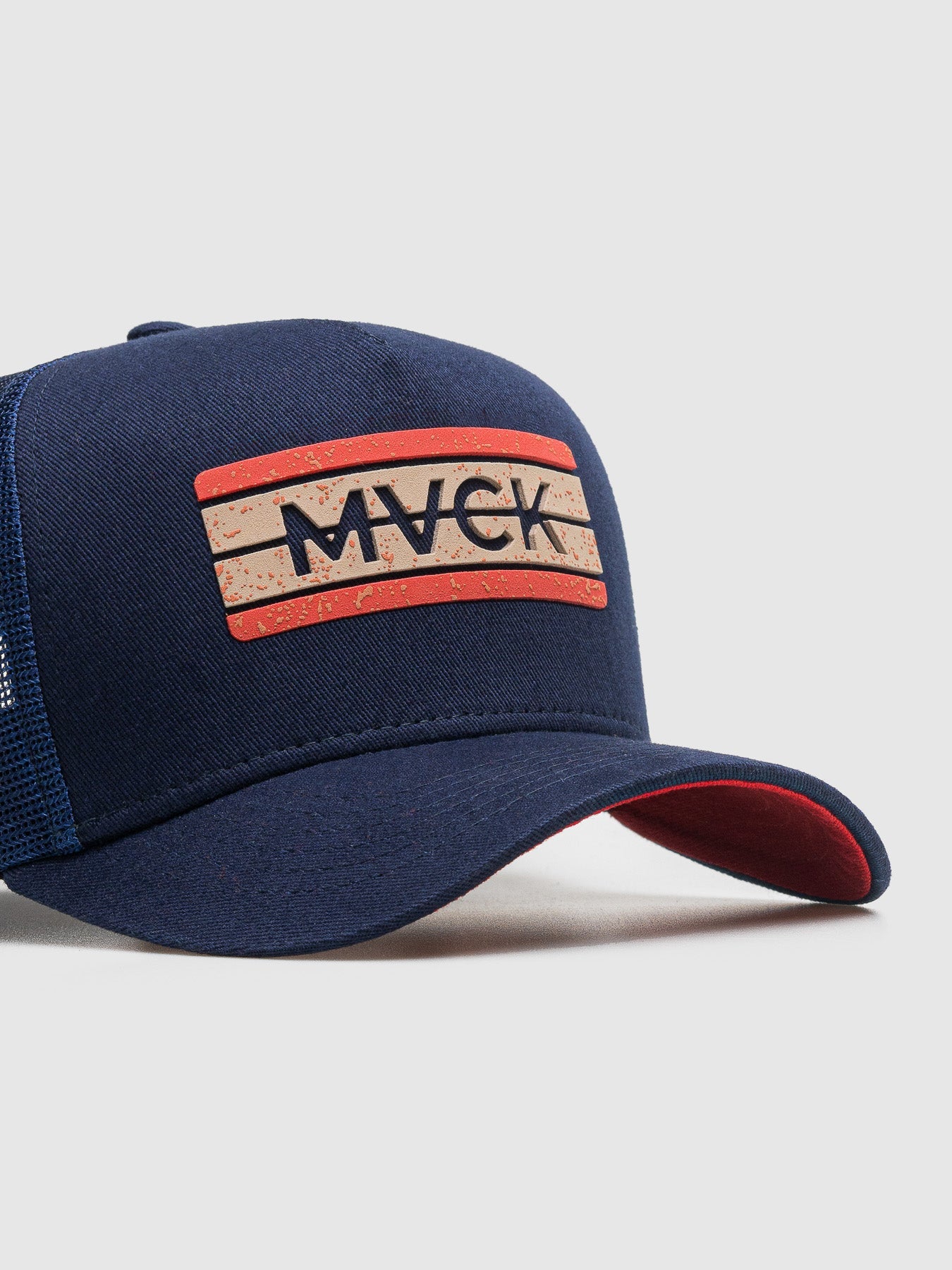 Boné Trucker Dakota Marinho e Vermelho MVCK